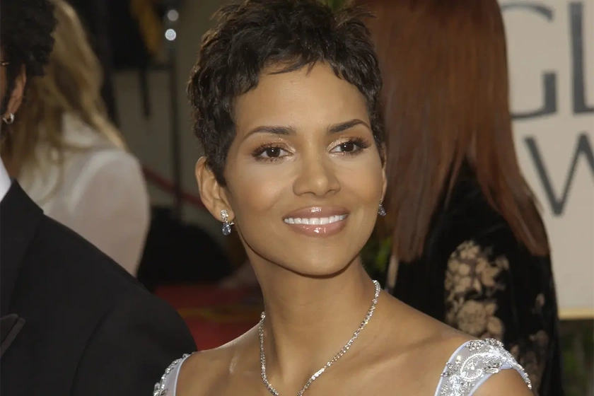 Halle Berry's Bold Balcony Moment: Debating the Limits of Social Media ...